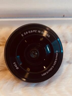 Sony E Mount Kit Lens 16-50mm f/3.5-5.6 OSS | ZV-E10 Base Lens | Clean